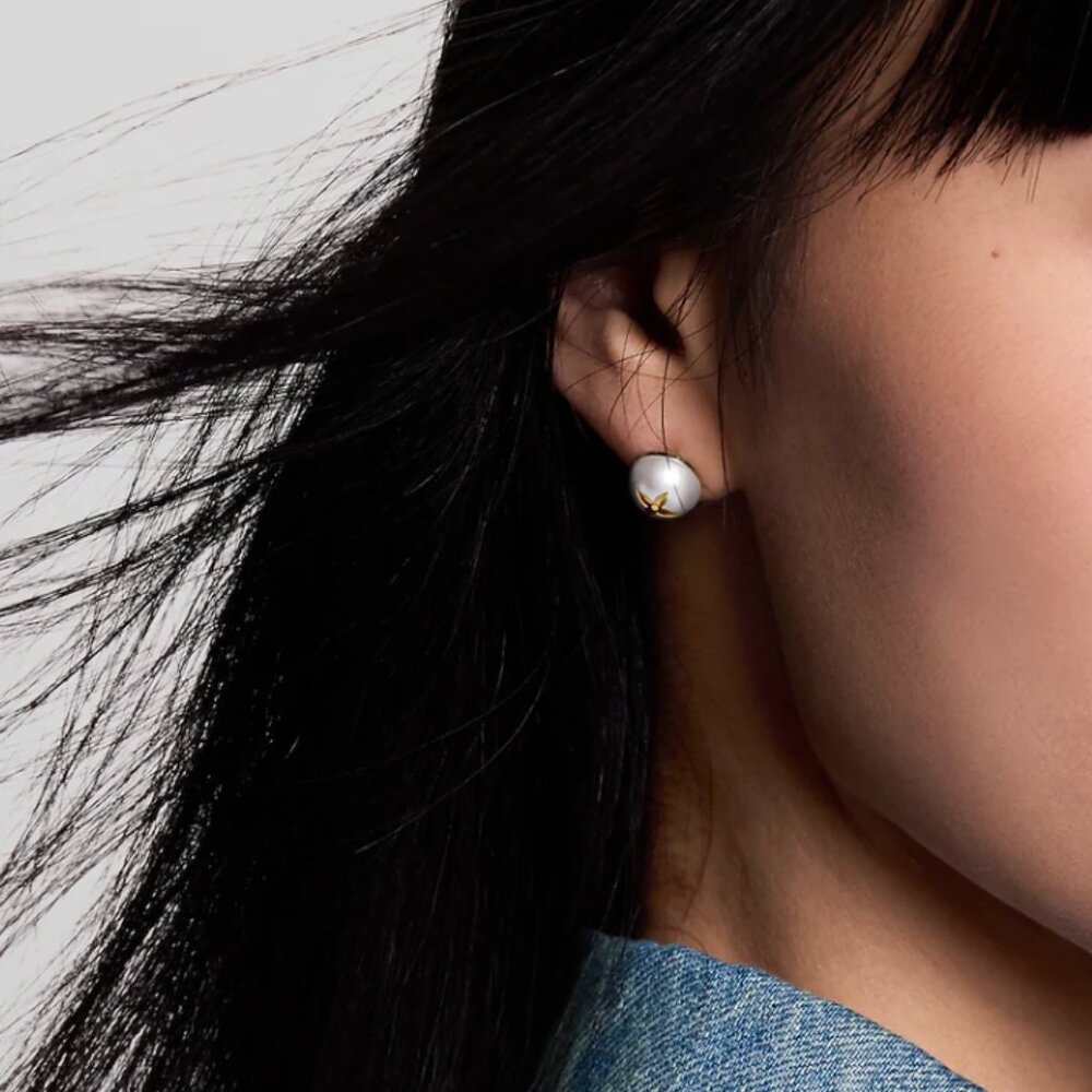 My Mix Pearl Monogram Flower and Initials asymmetrical Stud Earrings